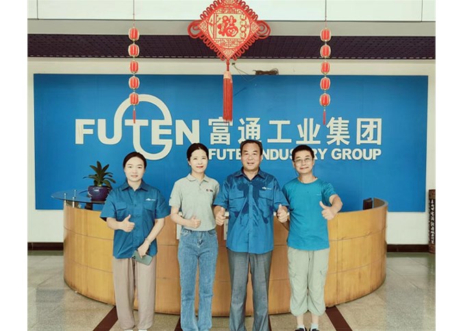 央視《我愛發明》欄目組來安徽省湖南商會常務副會長企業富通環保拍攝專題節目